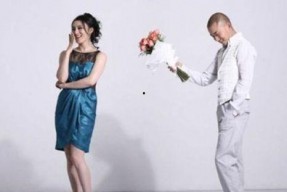 离婚后，夫人马甲捂不住了（离婚后夫人马甲捂不住了）,夫人马甲终于捂不住了